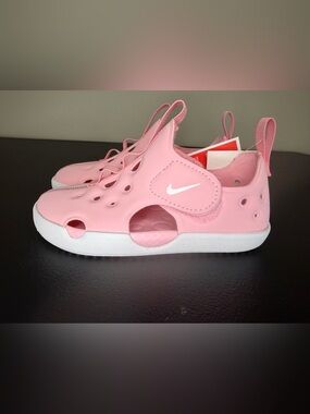 NEW Little Kids Nike Sandal Size 9C Sunday Protect 4 Soft Pink And White